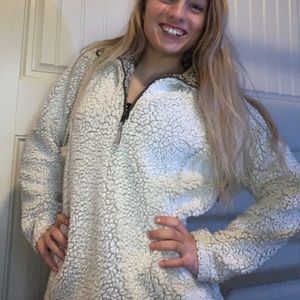 Super cozy white Sherpa/wubby/fluffy jacket